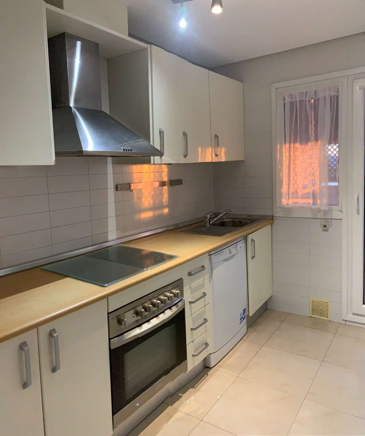 PENTHOUSE FOR SALE WITH FABULOUS VIEWS IN LA TORRE GOLF RESORT