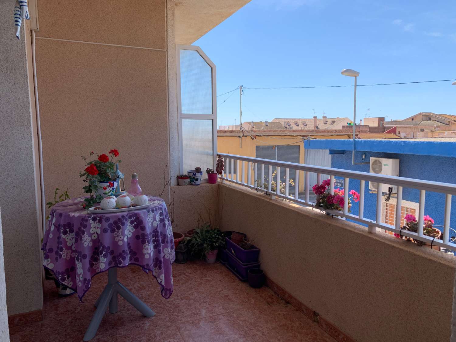 Amplia y soleada vivienda en Roldán, Torre Pacheco.