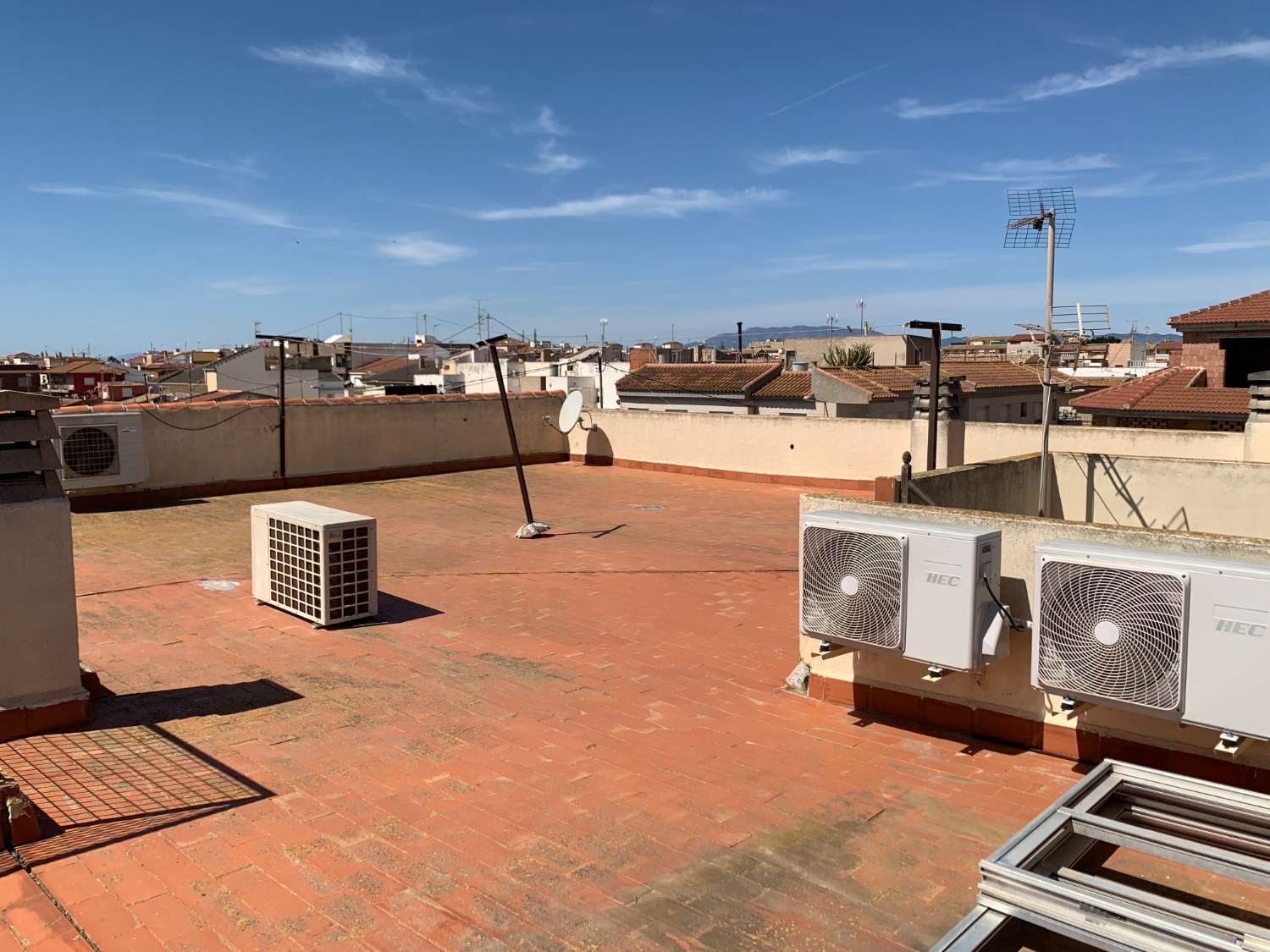 Amplia y soleada vivienda en Roldán, Torre Pacheco.