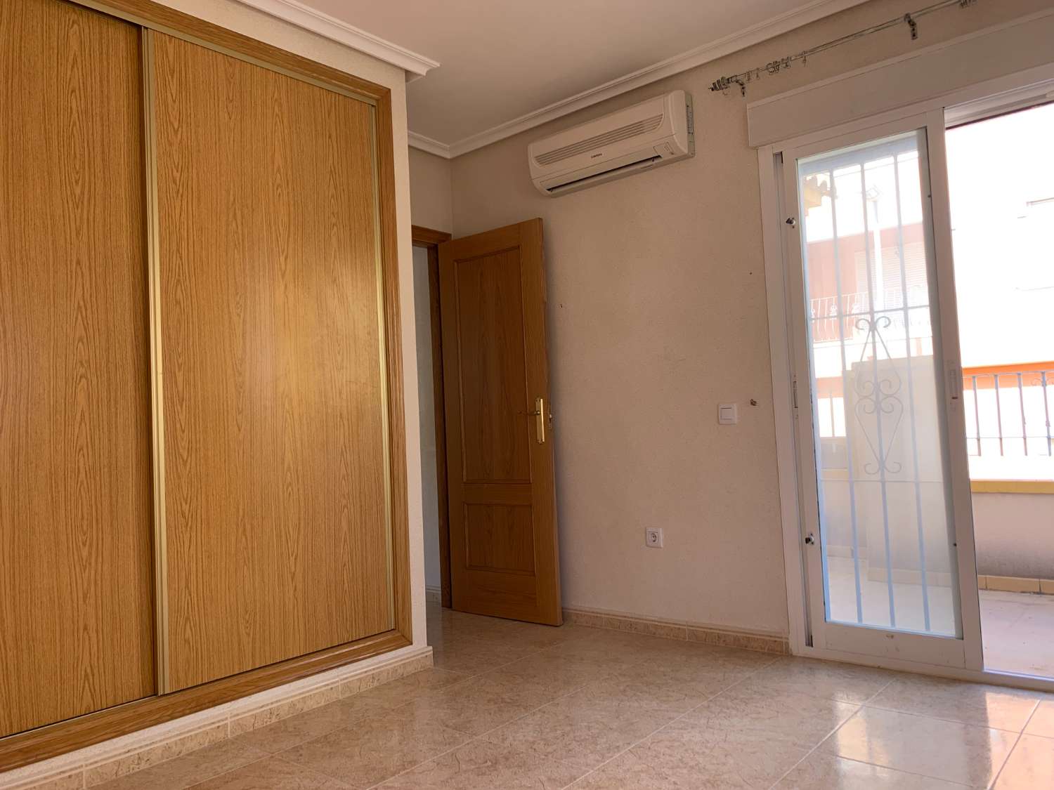 Duplex myynnissä Gea y Truyols (Murcia)