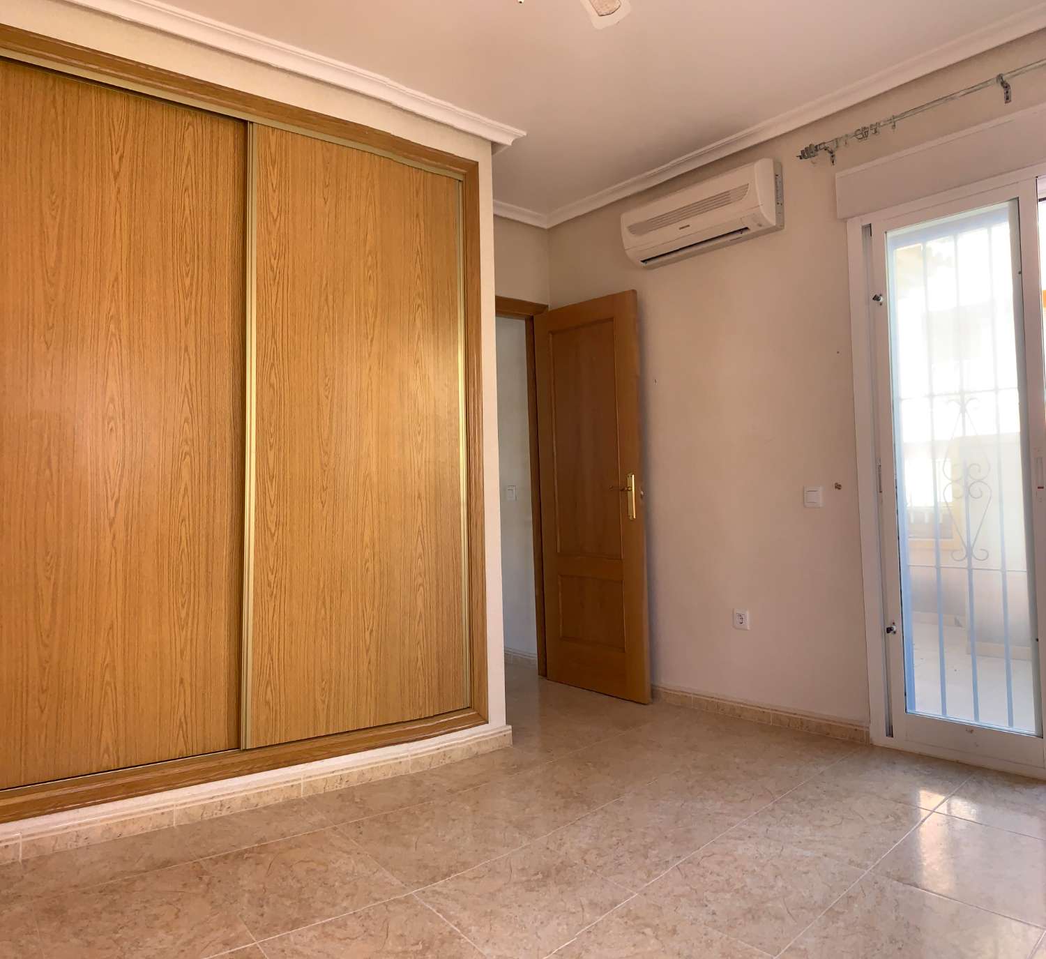 Duplex myynnissä Gea y Truyols (Murcia)