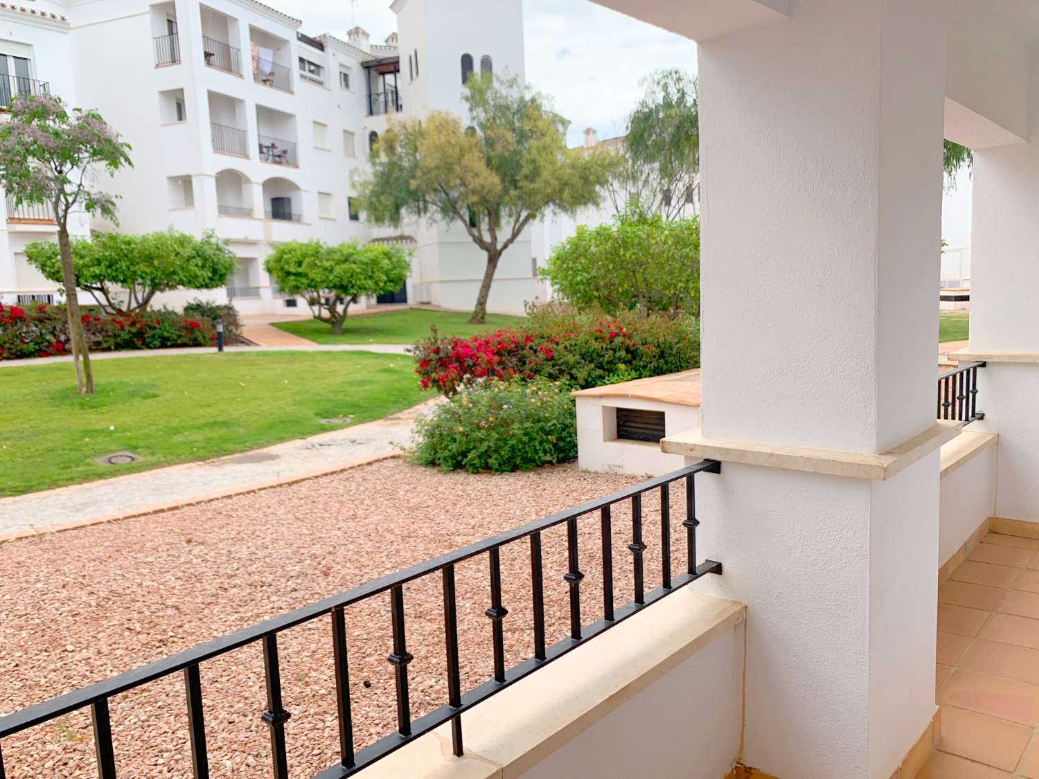 BEGANE GROND APPARTEMENT IN LA TORRE GOLF RESORT