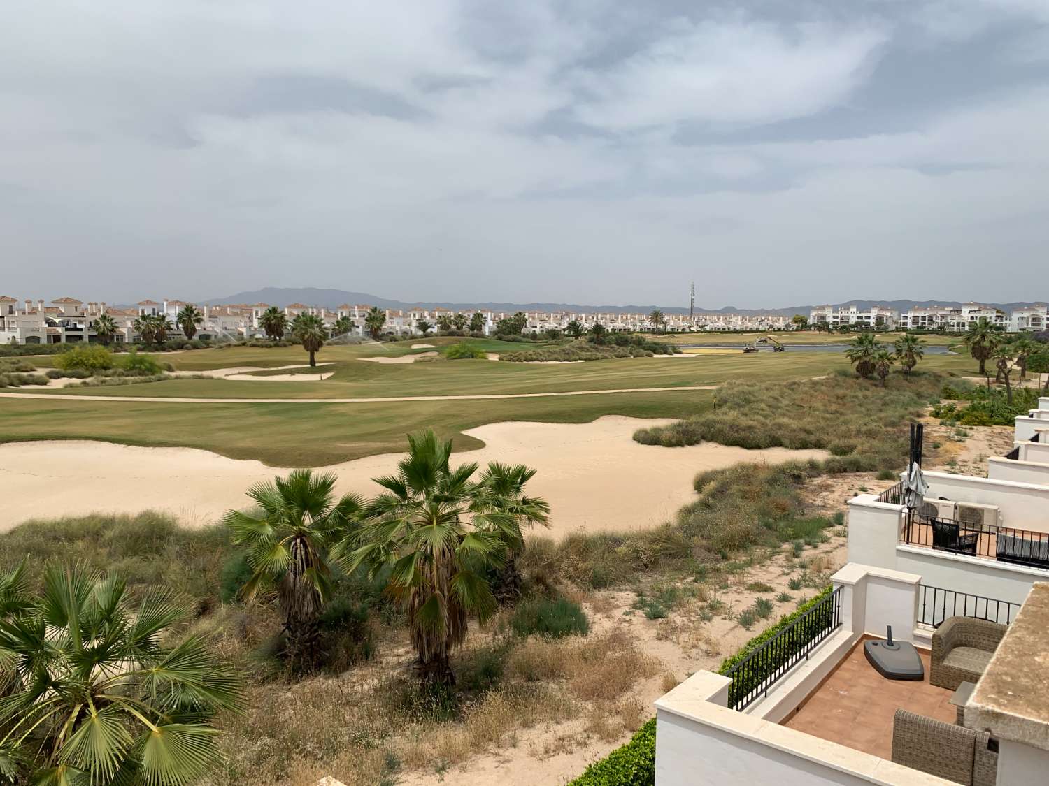 VENTA DE ADOSADO EN LA TORRE GOLF RESORT