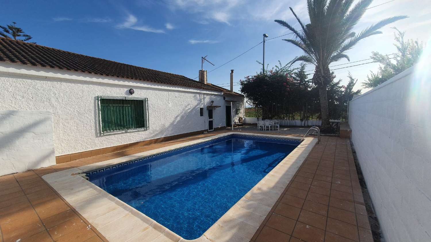 IN LAS PEDREÑAS EXCELLENT COUNTRY HOUSE WITH PRIVATE POOL