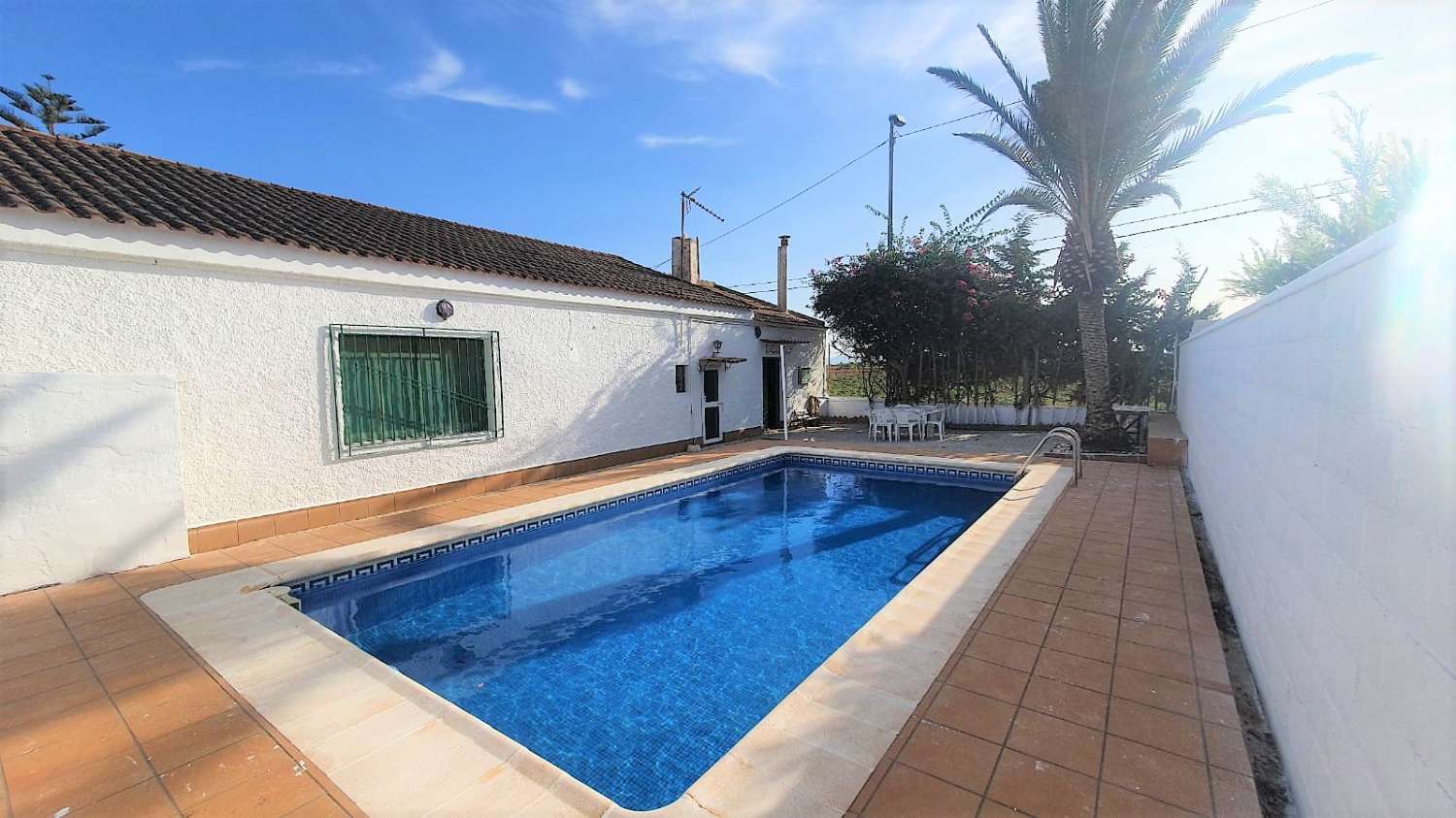 IN LAS PEDREÑAS AUSGEZEICHNETES LANDHAUS MIT PRIVATEM POOL