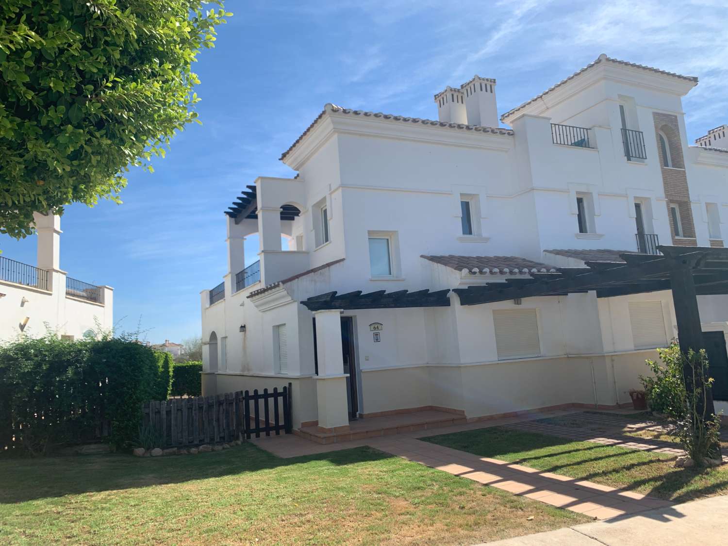 SALE OF TOWNHOUSE IN LA TORRE GOLF RESORT