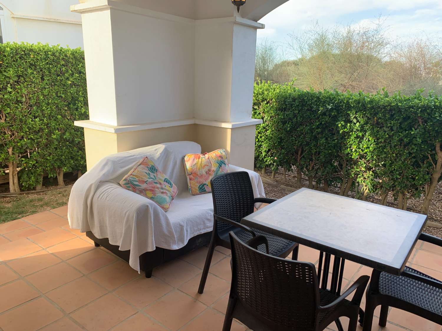 VENTA DE ADOSADO EN LA TORRE GOLF RESORT