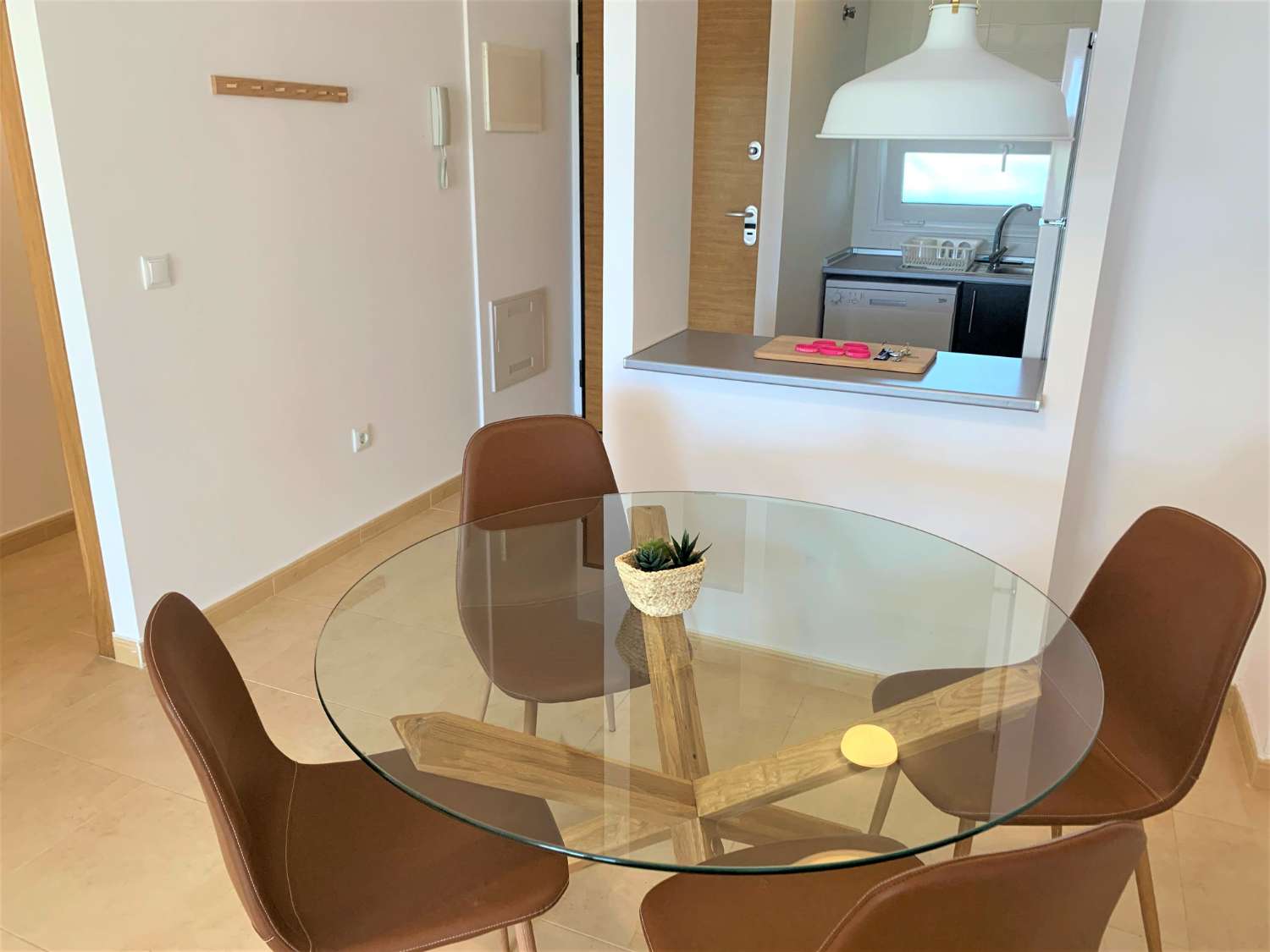 ALQUILER DE APARTAMENTO EN PLANTA BAJA A ESTRENAR