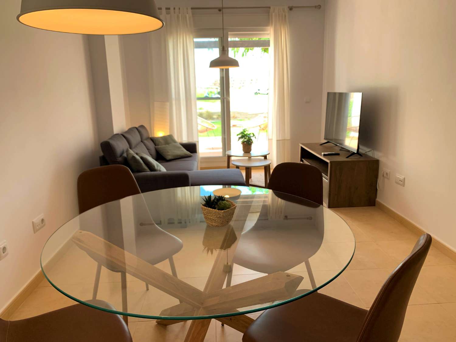 ALQUILER DE APARTAMENTO EN PLANTA BAJA A ESTRENAR