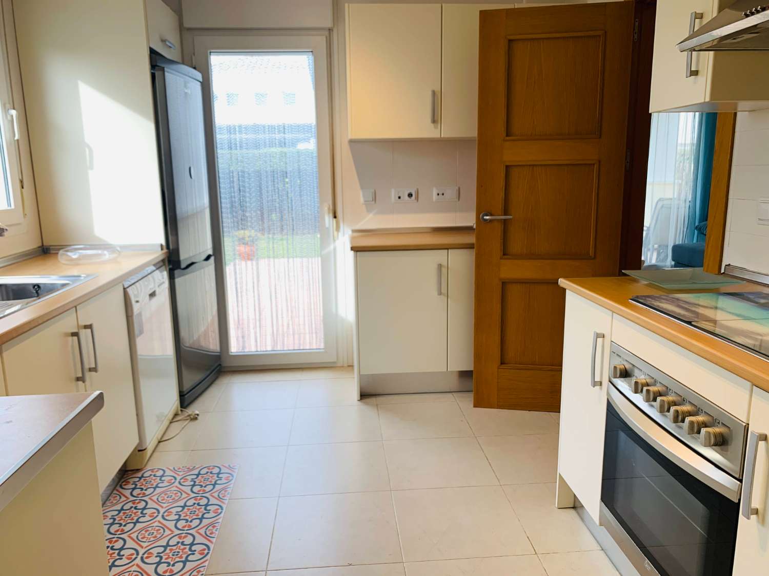 VENTA DE CHALET CON PISCINA PRIVADA LA TORRE GOLF RESORT