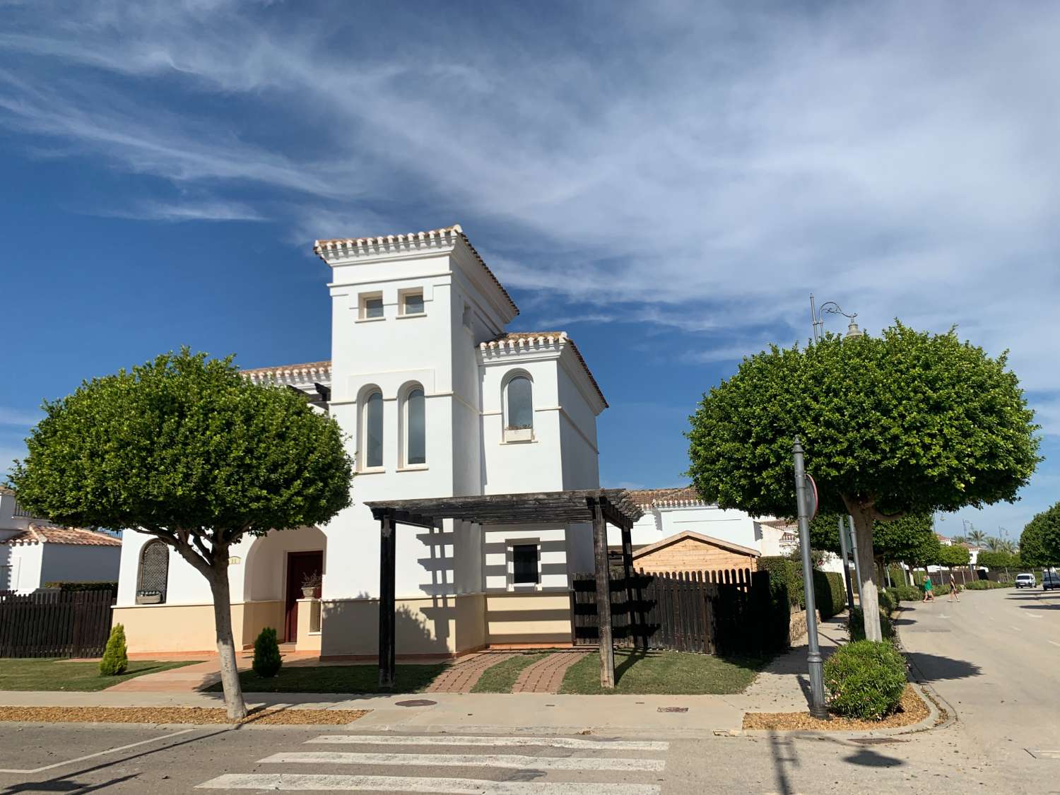 VENTA DE CHALET CON PISCINA PRIVADA LA TORRE GOLF RESORT