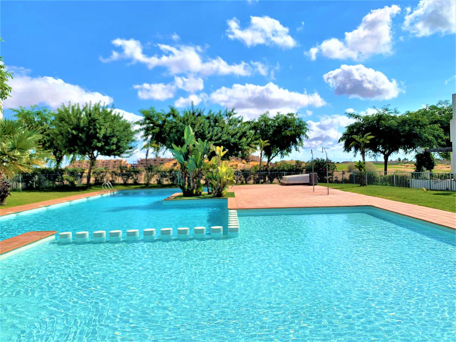 Te ofrecemos este idílico apartamento en Las Terrazas de La Torre Golf Resort