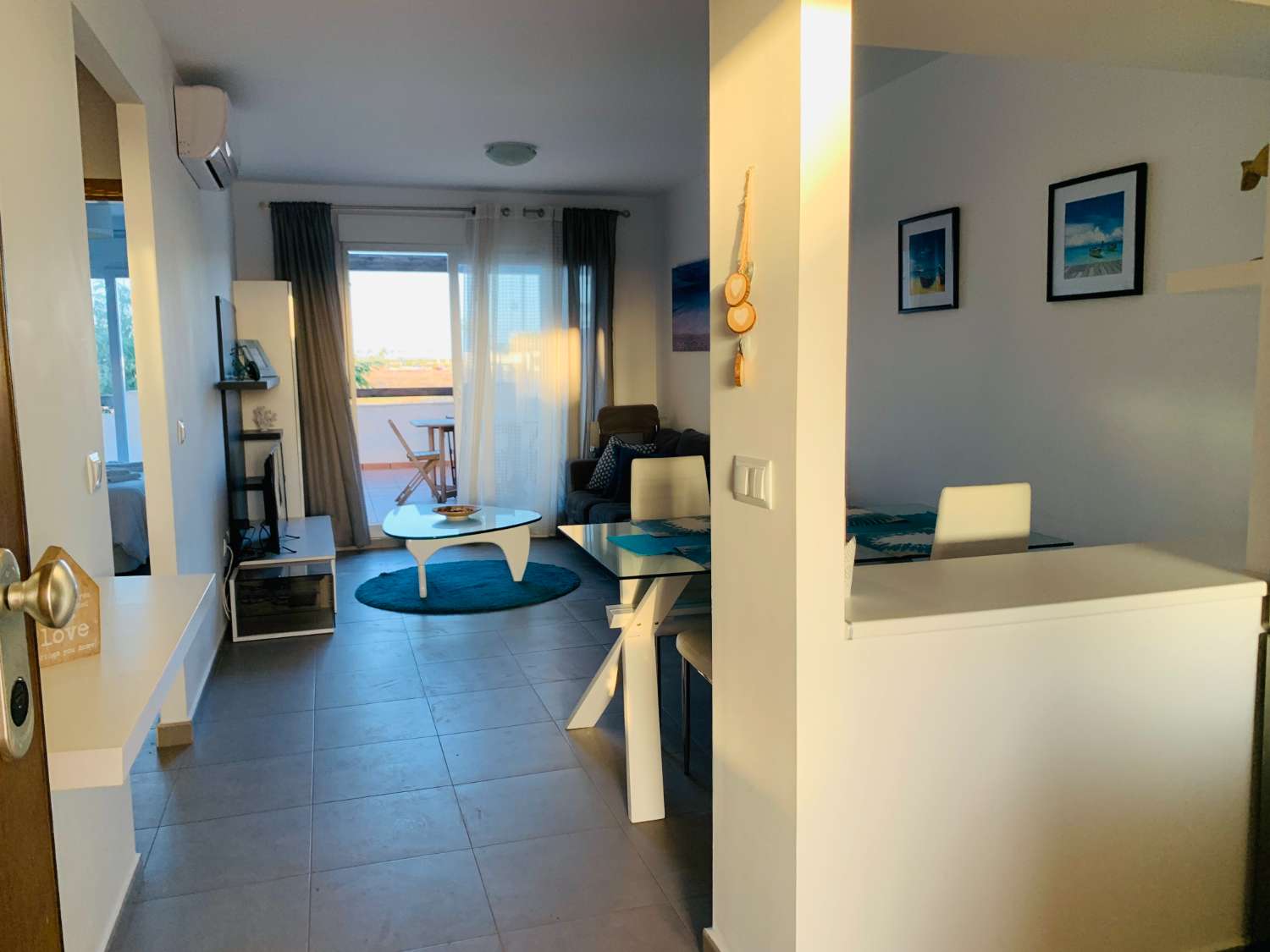 Te ofrecemos este idílico apartamento en Las Terrazas de La Torre Golf Resort