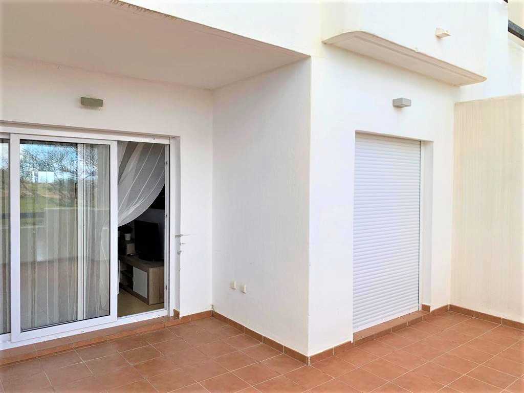 Te ofrecemos este idílico apartamento en Las Terrazas de La Torre Golf Resort