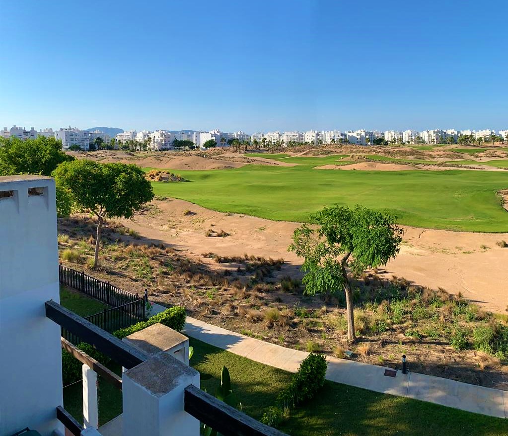 Wir bieten Ihnen diese idyllische Wohnung im Las Terrazas de La Torre Golf Resort an