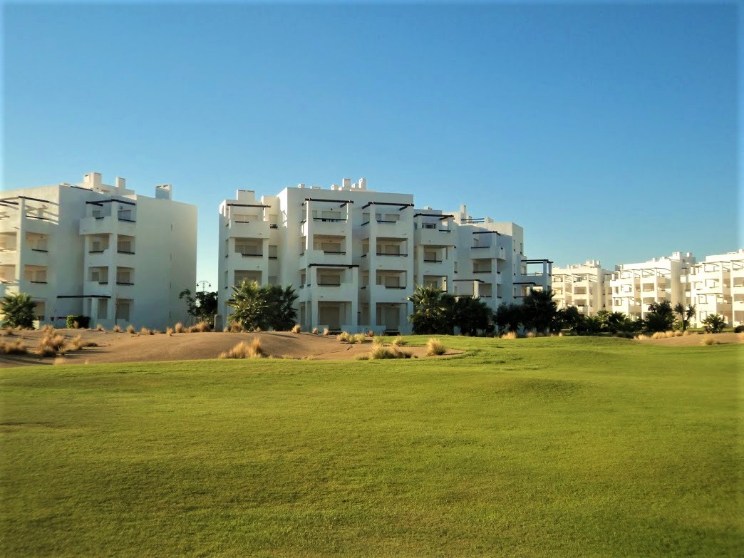 Wir bieten Ihnen diese idyllische Wohnung im Las Terrazas de La Torre Golf Resort an