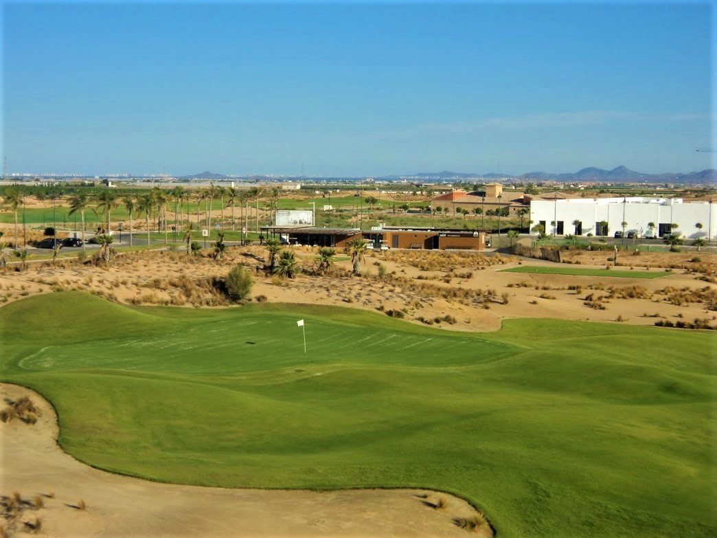 Te ofrecemos este idílico apartamento en Las Terrazas de La Torre Golf Resort