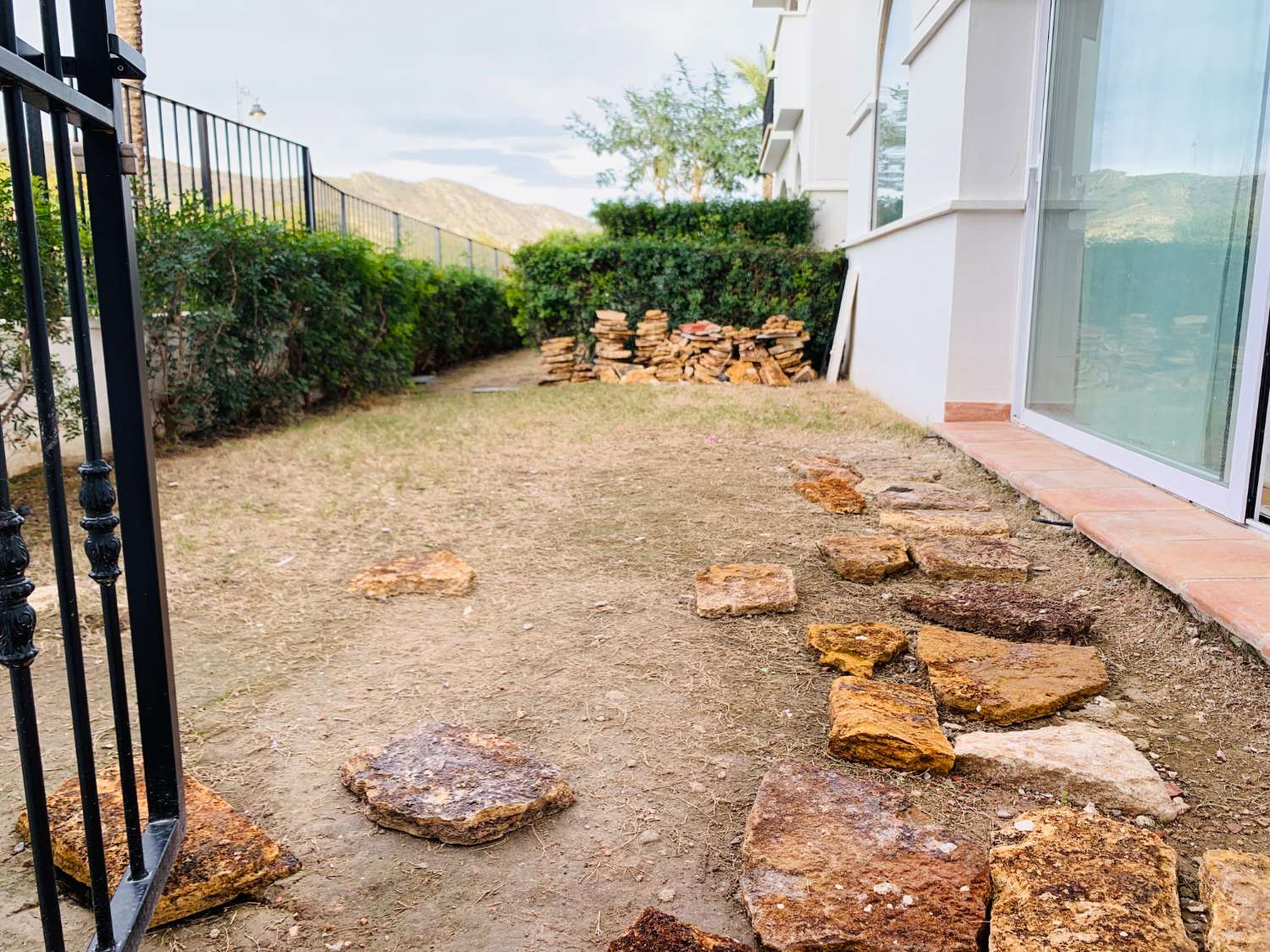 MEDITERRANEAN DESIGN GROUND FLOOR APARTMENT FOR SALE IN VALLE GOLF RESORT (MURCIA)