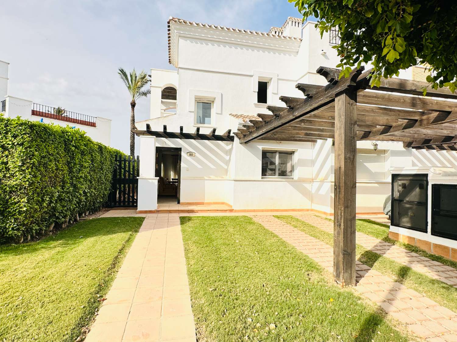CORNER TOWNHOUSE FOR SALE IN LA TORRE GOLF RESORT