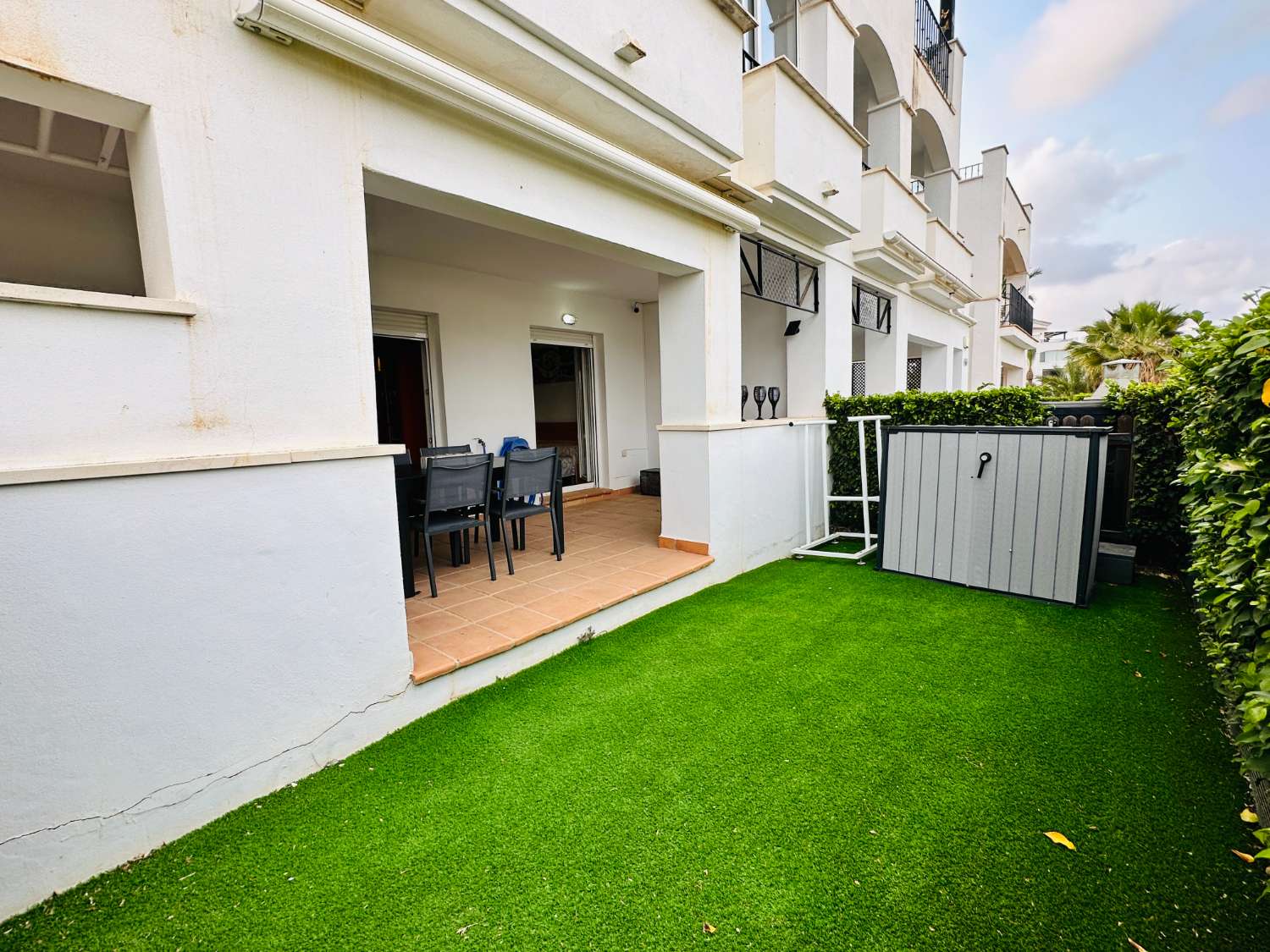 APPARTEMENT AU REZ-DE-CHAUSSÉE AVEC UNE VUE FABULEUSE À LA TORRE GOLF RESORT