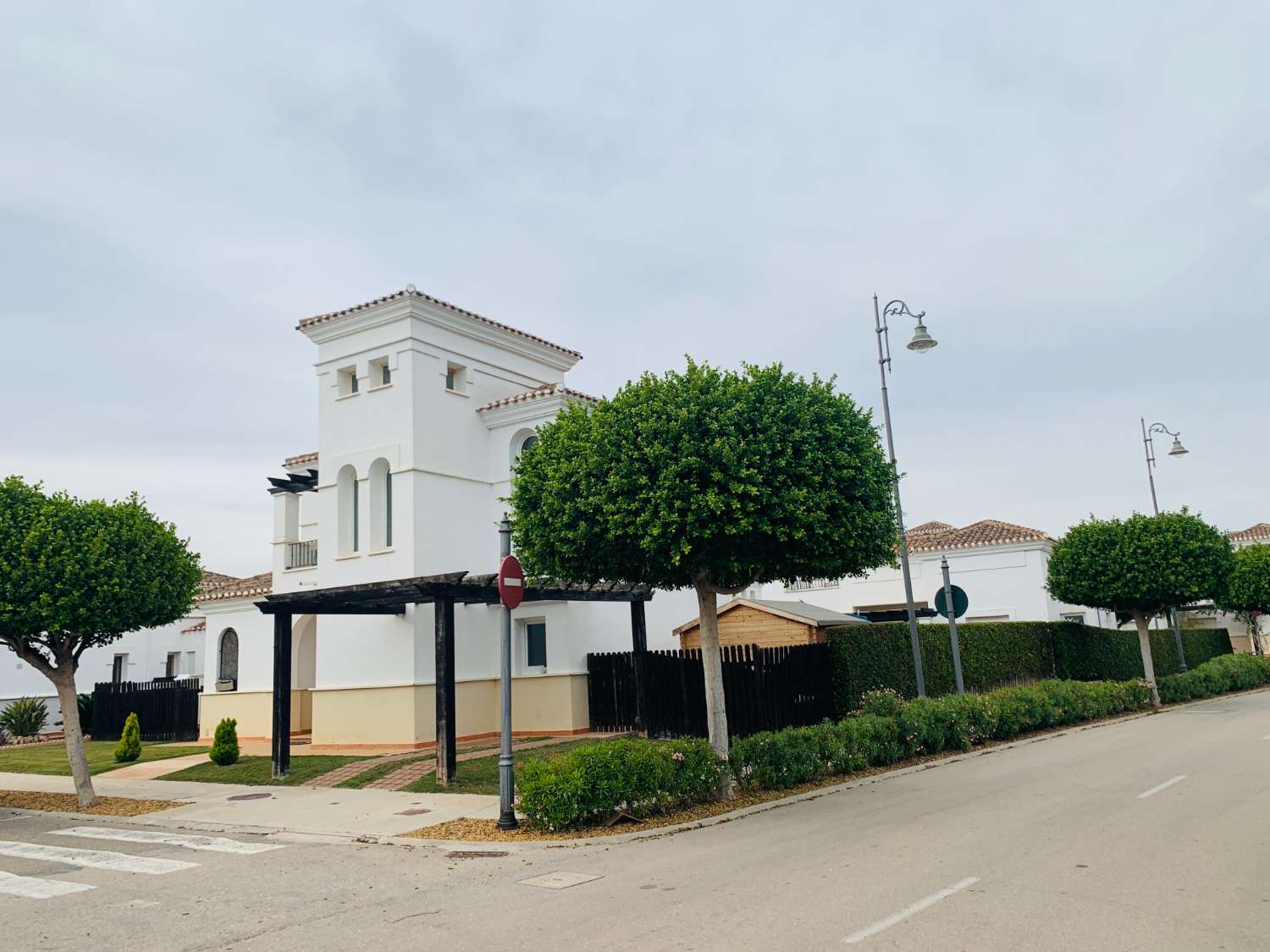 MAINTENANT, VOUS POUVEZ ACHETER CETTE MAGNIFIQUE VILLA AVEC PISCINE PRIVÉE À LA TORRE GOLF RESORT